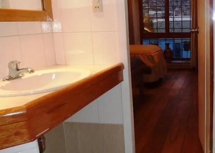 Bed & Breakfast Kukuli 3*