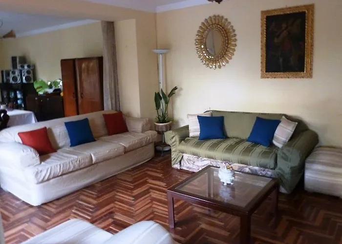 Kukuli Bed & Breakfast